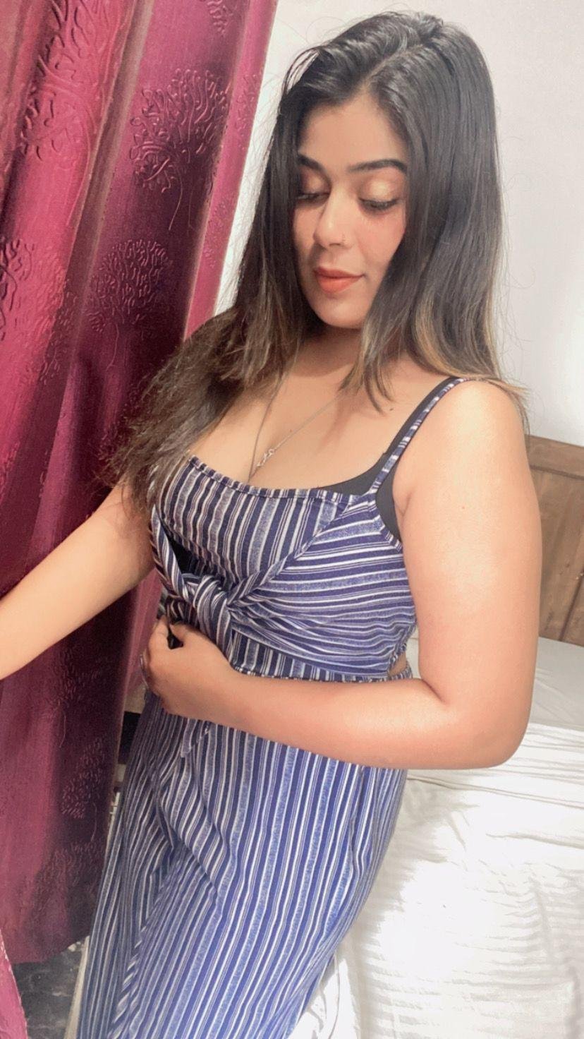  call girls service in Gulabi Bagh